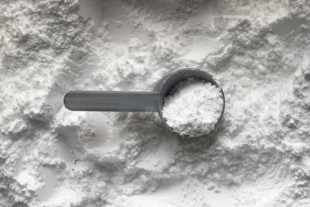 scoop of baking soda